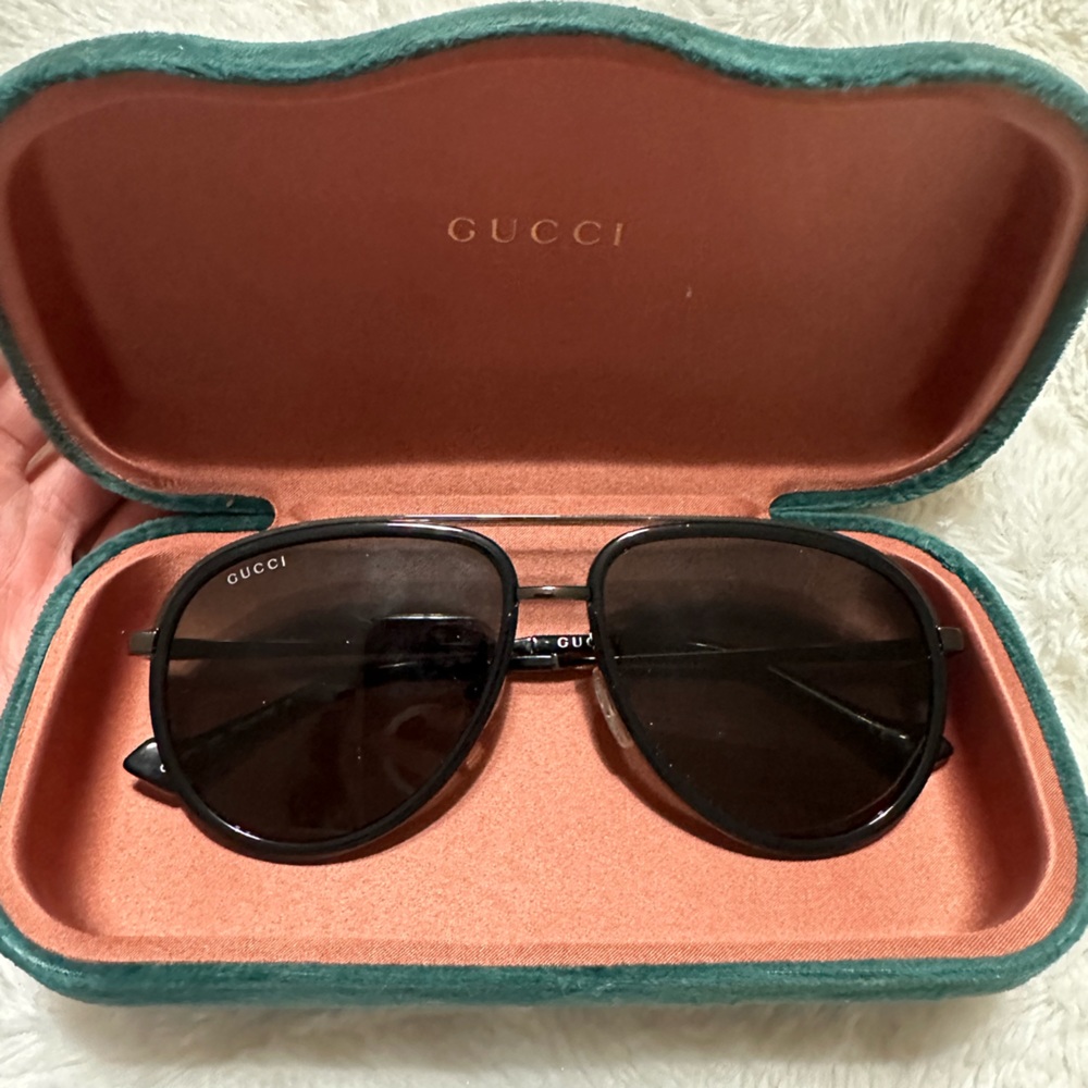 Gucci sunglasses